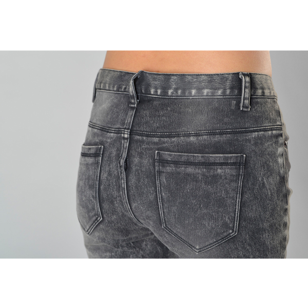 SY010噴沙洗水牛仔長(zhǎng)褲細(xì)節(jié)圖 SY010噴沙洗水牛仔長(zhǎng)褲細(xì)節(jié)圖